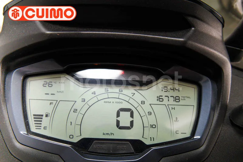 Piaggio Beverly 400 - Vista 33