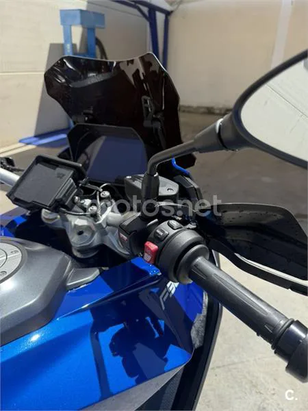 BMW F 900 XR - Vista 3