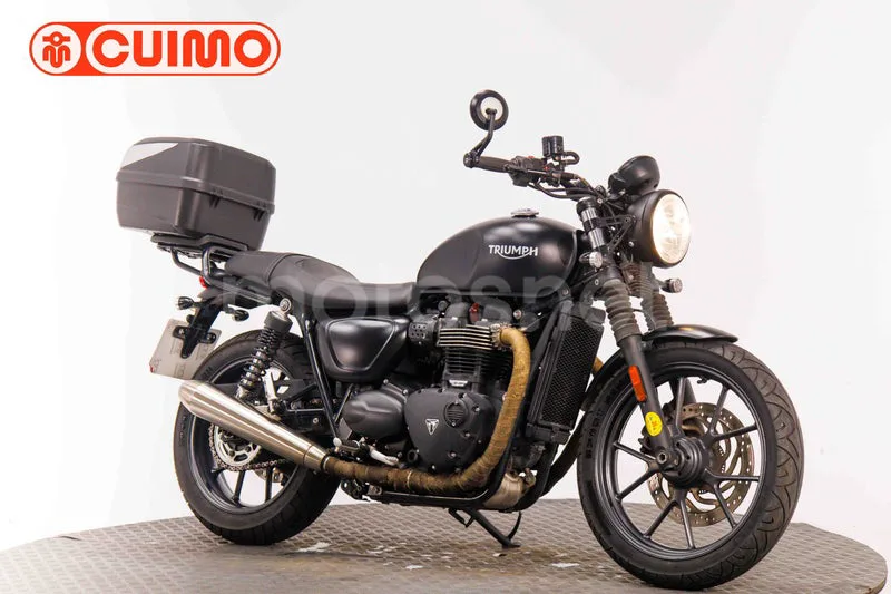 Triumph Street Twin 4799 € 2016 Barcelona - 1