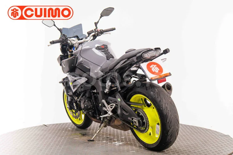 Yamaha MT-10 - Vista 10