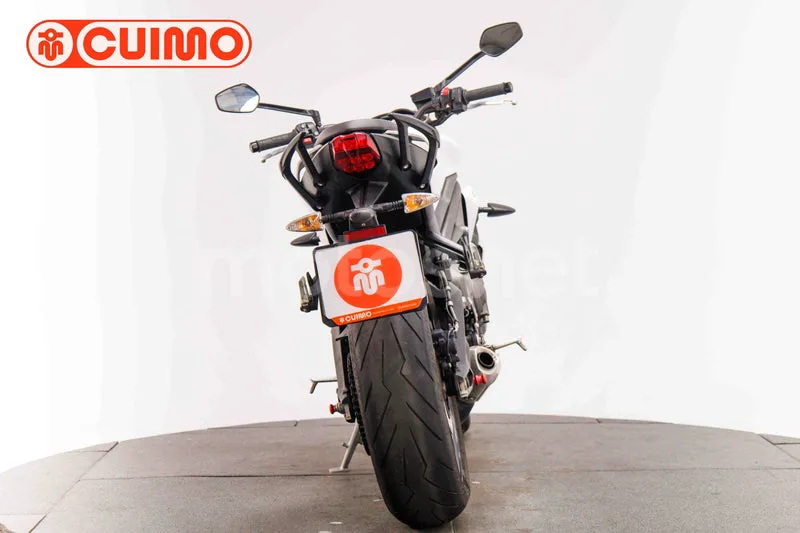 Triumph Speed Triple - Vista 5