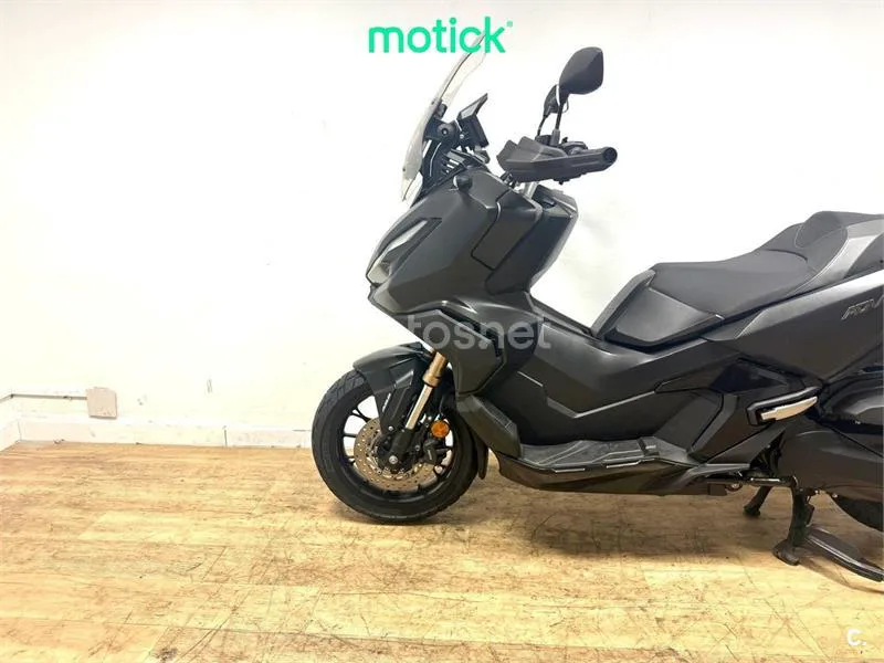 Honda ADV350 - Vista 7