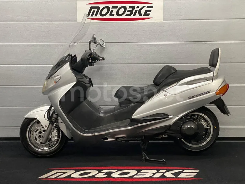 Suzuki Burgman 250 1290 € 2001 Tarragona - 2
