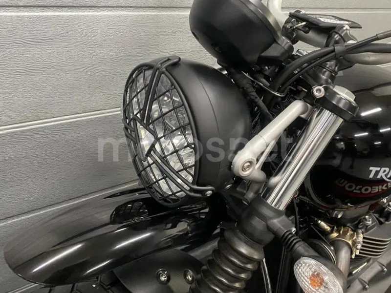 Triumph Scrambler 900 - Vista 7