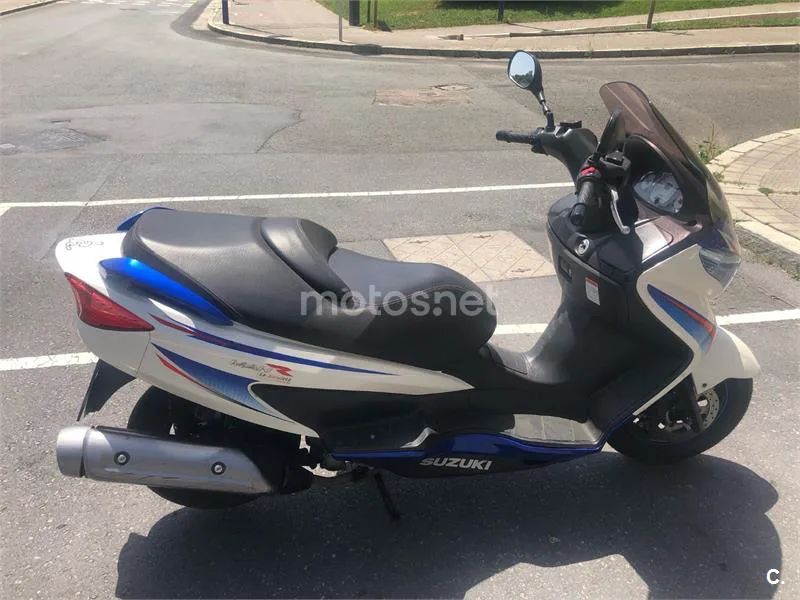 Suzuki Burgman 125 2000 € 2011 Bizkaia - 1
