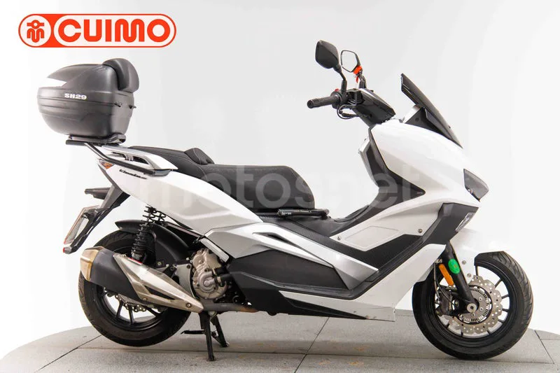 Keeway Vieste 300 - Vista 4
