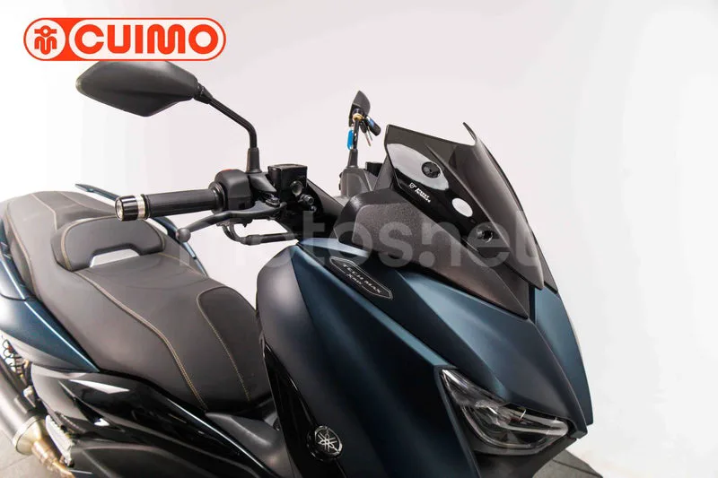Yamaha XMAX 300 - Vista 11