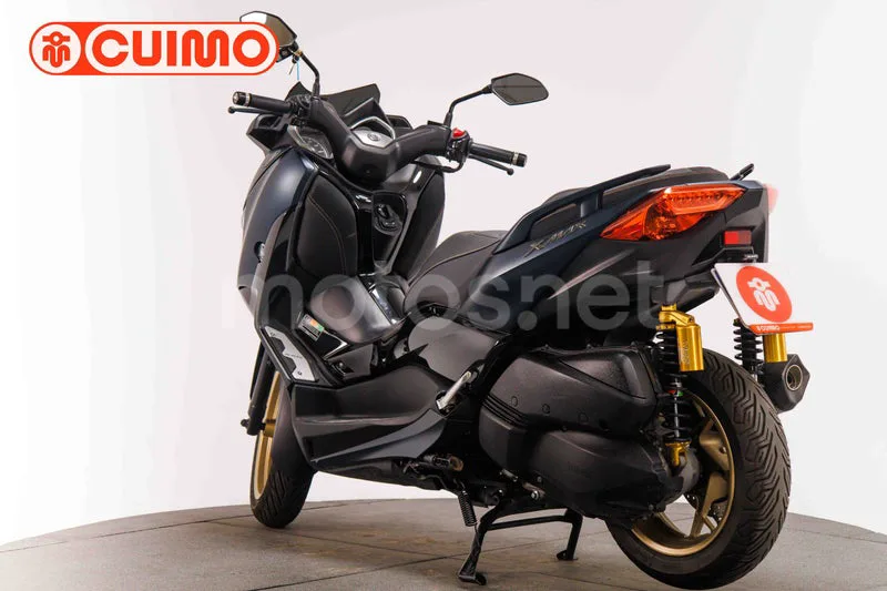 Yamaha XMAX 300 - Vista 6
