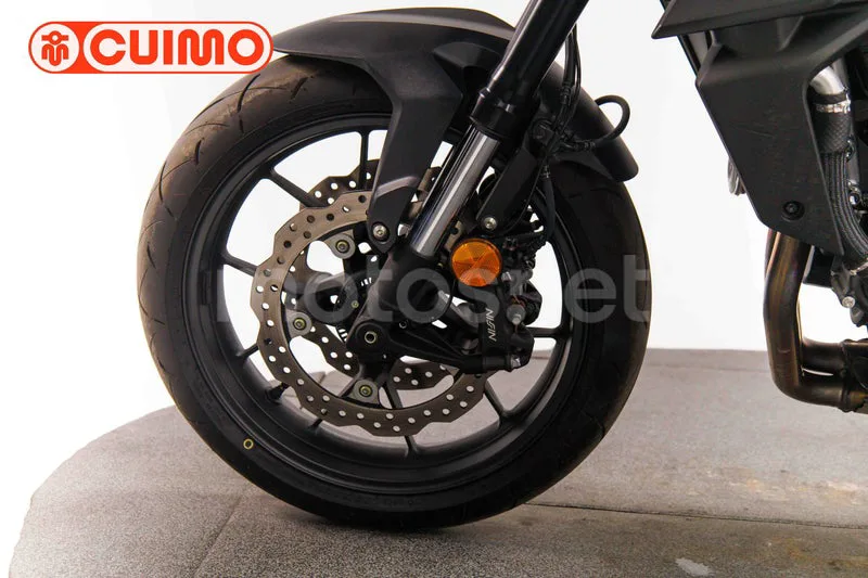 Honda CB750 Hornet - Vista 23