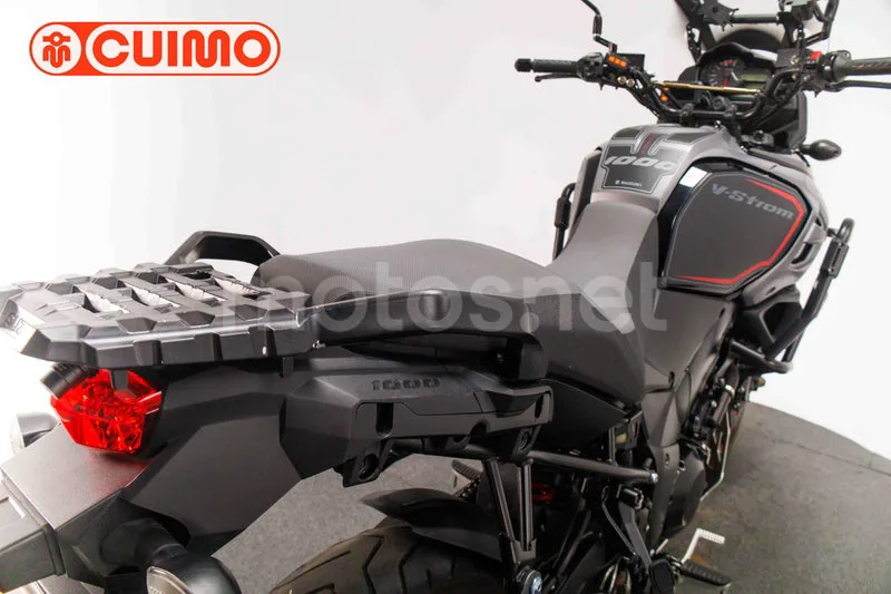 Suzuki V-Strom 1000 - Vista 16