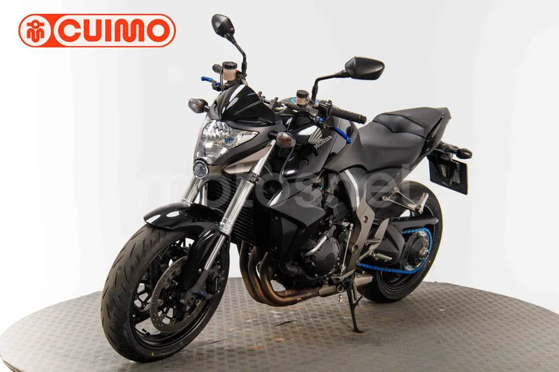 Honda CB1000R - Vista 12