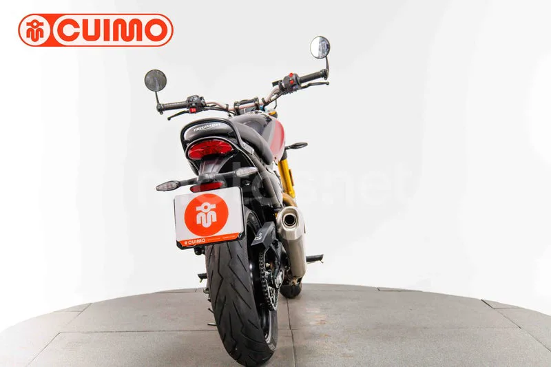 Triumph Speed 400 - Vista 7