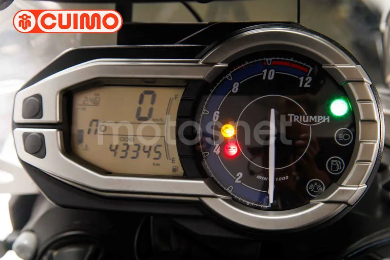 Triumph Tiger 800 - Vista 28