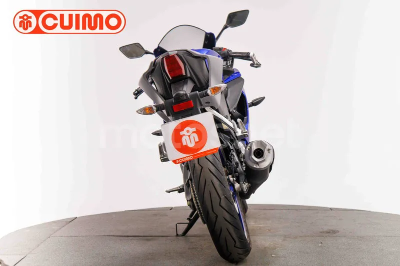 Yamaha YZF-R125 - Vista 10