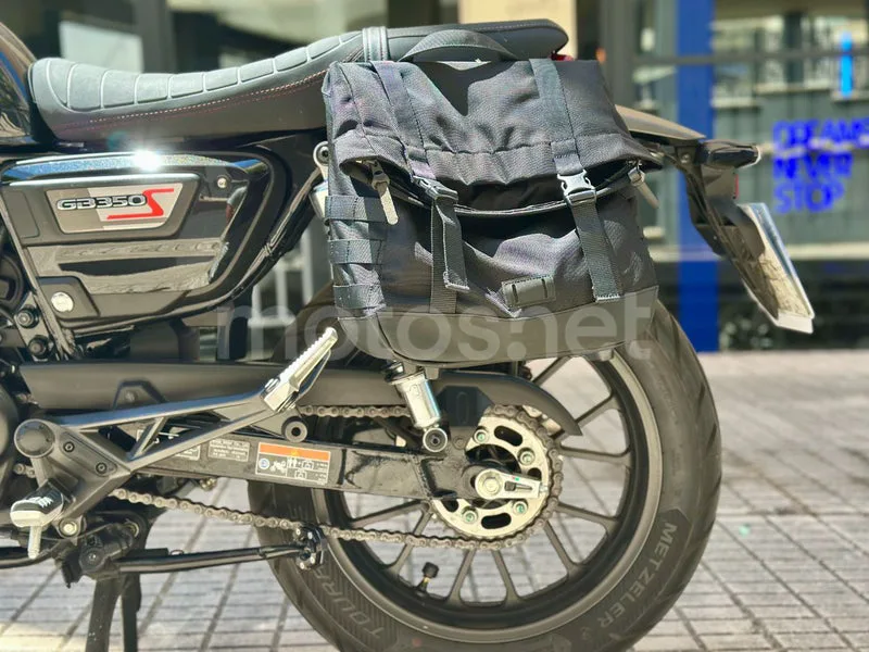 Honda GB350S - Vista 26