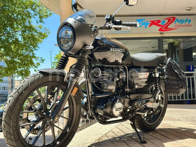 Honda GB350S - Vista 34