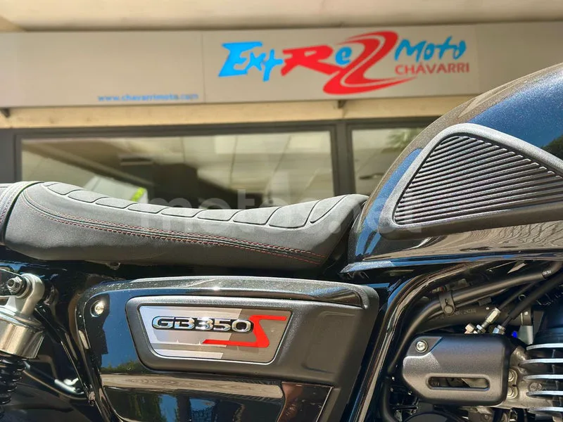 Honda GB350S - Vista 35