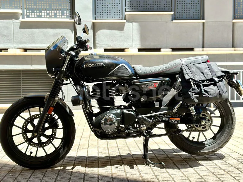 Honda GB350S - Vista 39