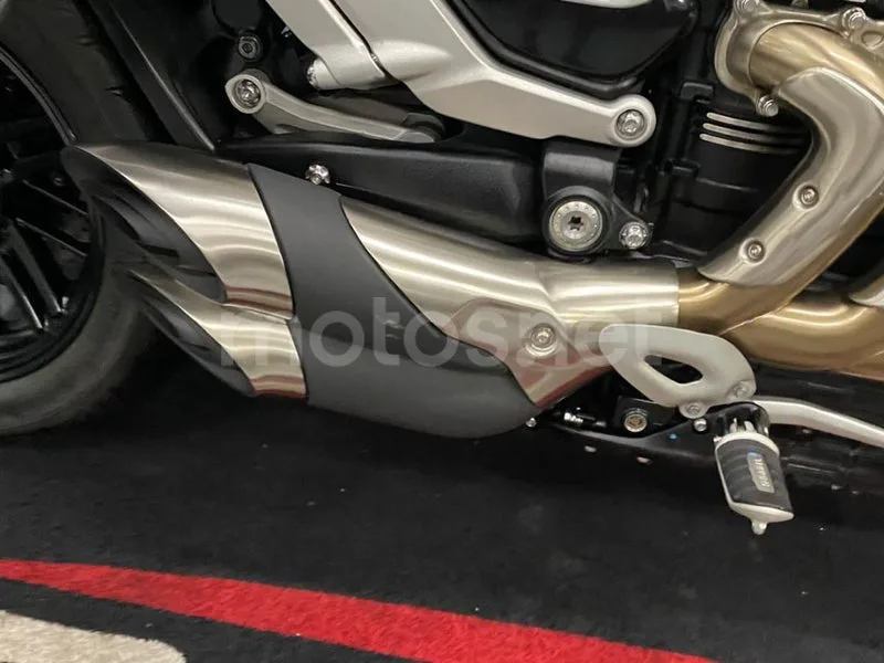 Triumph Rocket 3 - Vista 5