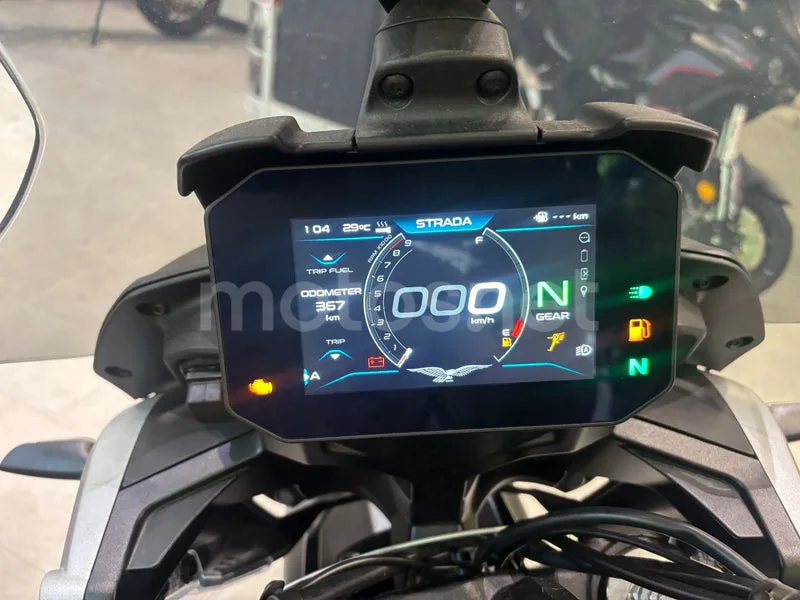 Moto Guzzi V85 Strada - Vista 5