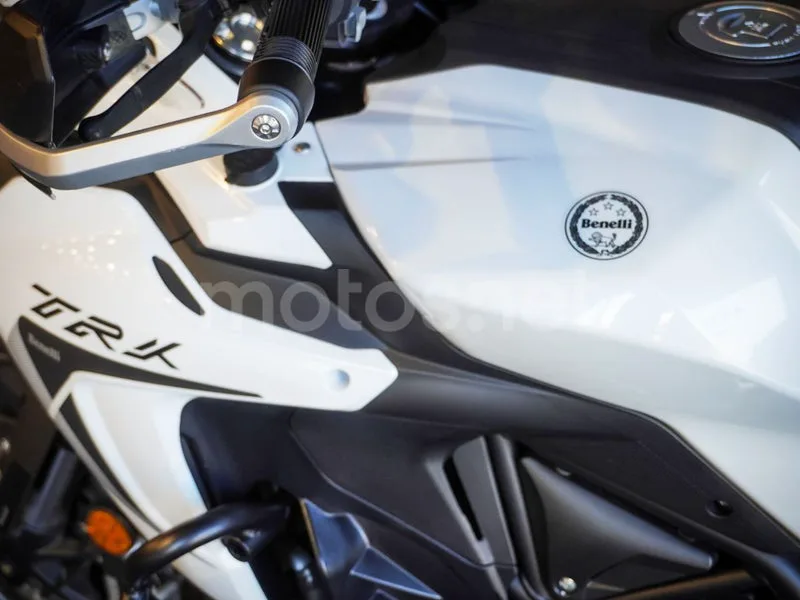 Benelli TRK 502 - Vista 15