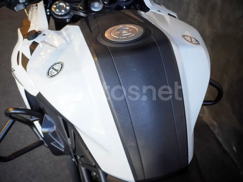 Benelli TRK 502 - Vista 19