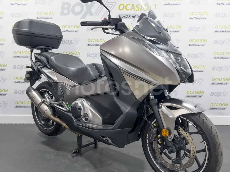Honda Integra 750 S - Vista 3