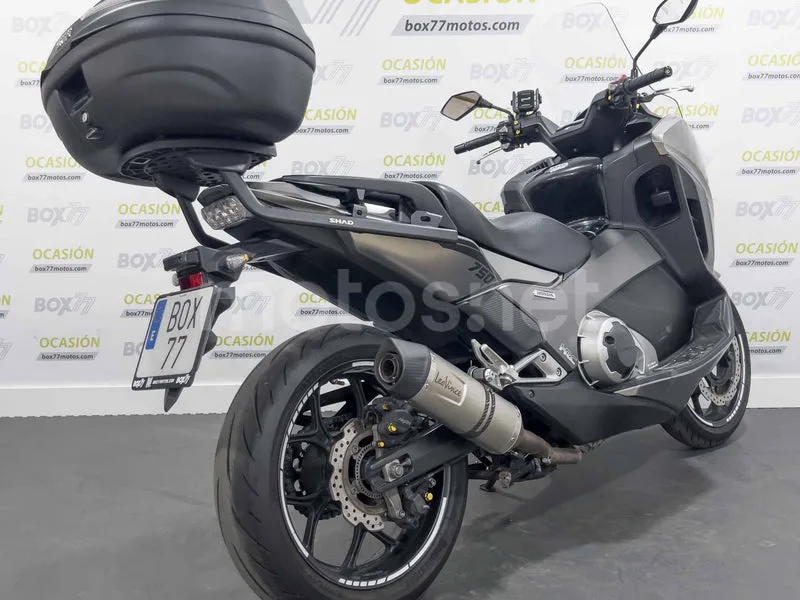 Honda Integra 750 S - Vista 6