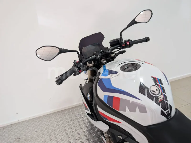 BMW S 1000 R - Vista 12