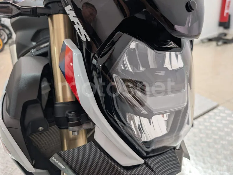 BMW S 1000 R - Vista 15