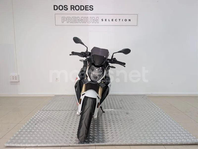 BMW S 1000 R - Vista 3