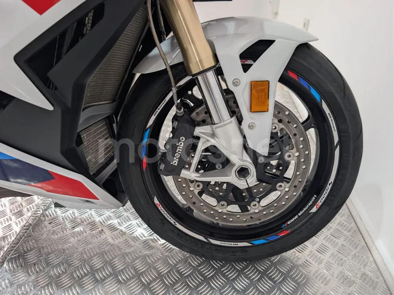 BMW S 1000 R - Vista 23
