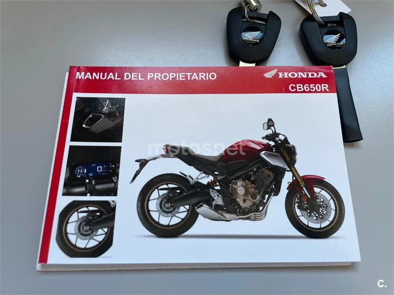 Honda CB650R - Vista 14