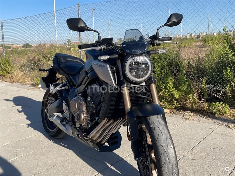 Honda CB650R - Vista 8