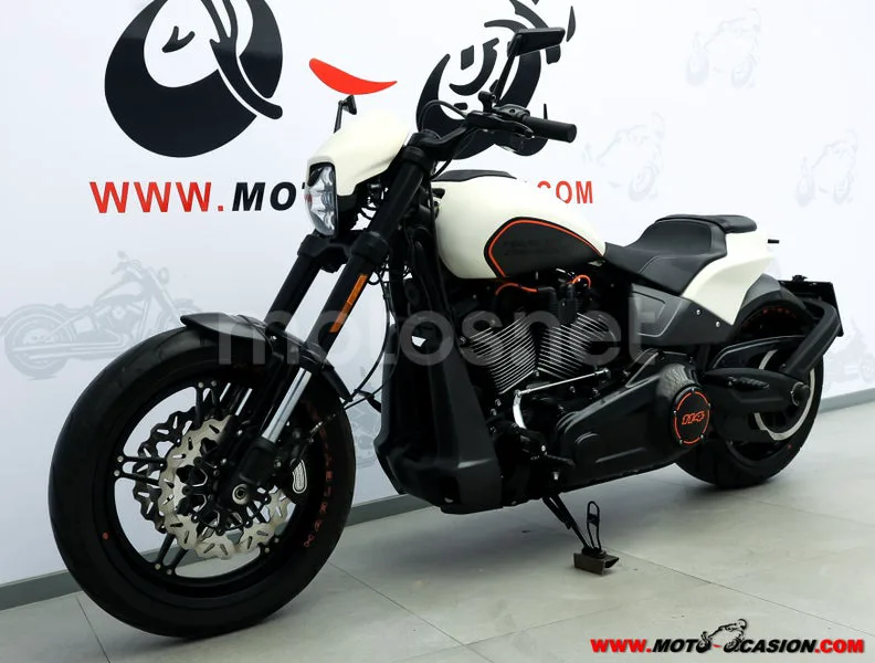 Harley-Davidson FXDR 114 - Vista 8