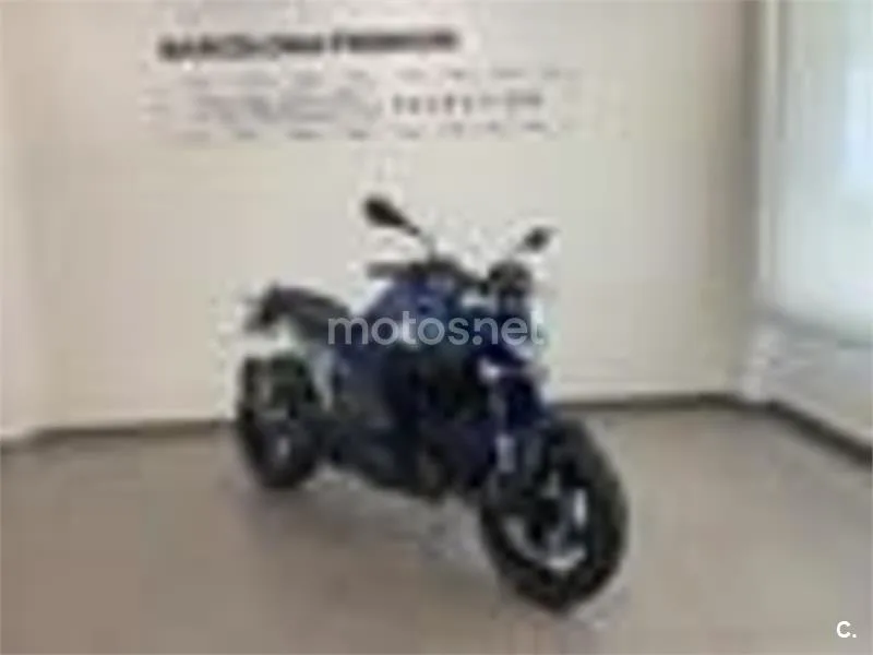 BMW R 1300 R - Vista 4