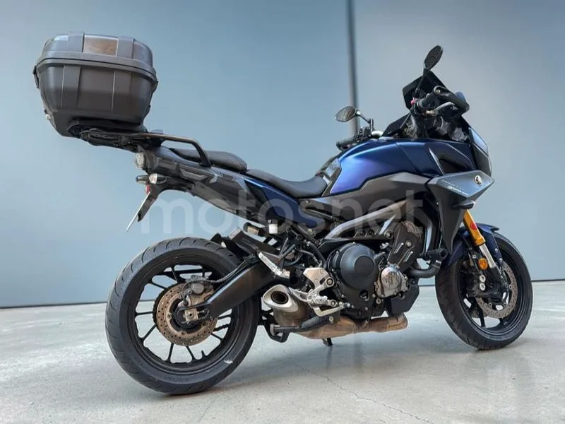 Yamaha Tracer 900 - Vista 9