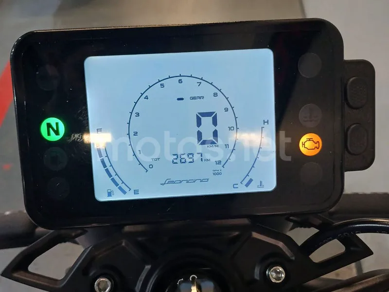 Benelli Leoncino 125 - Vista 7
