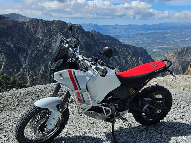 Ducati DesertX - Vista 4