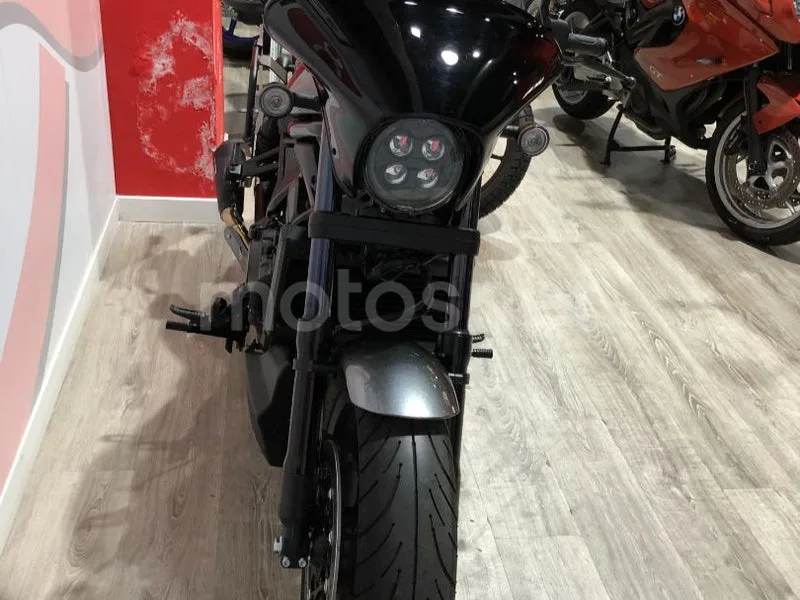 Honda Rebel 1100 - Vista 10