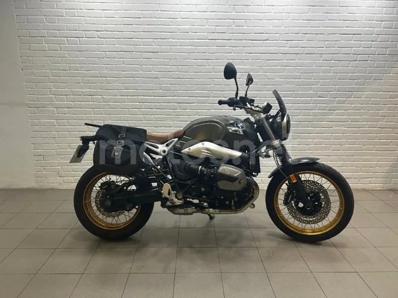 BMW R nineT - Vista 5