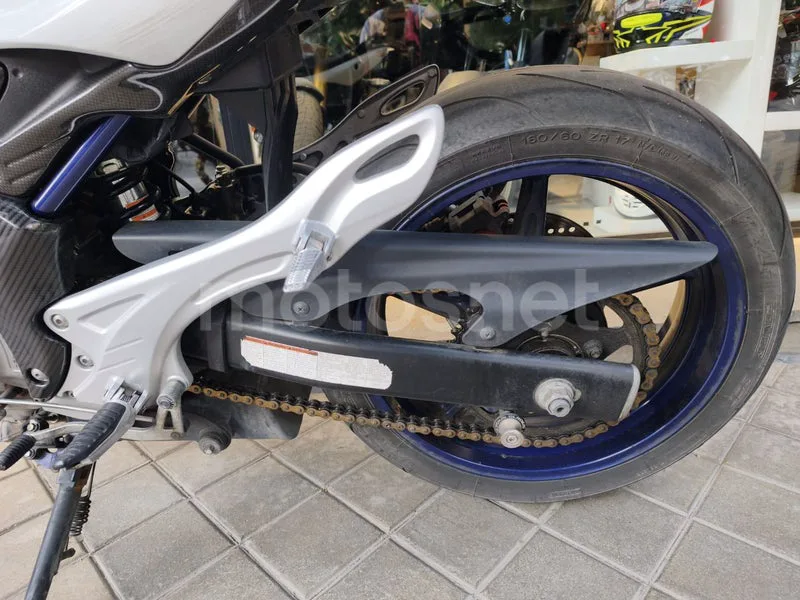 Suzuki Gladius 650 - Vista 5