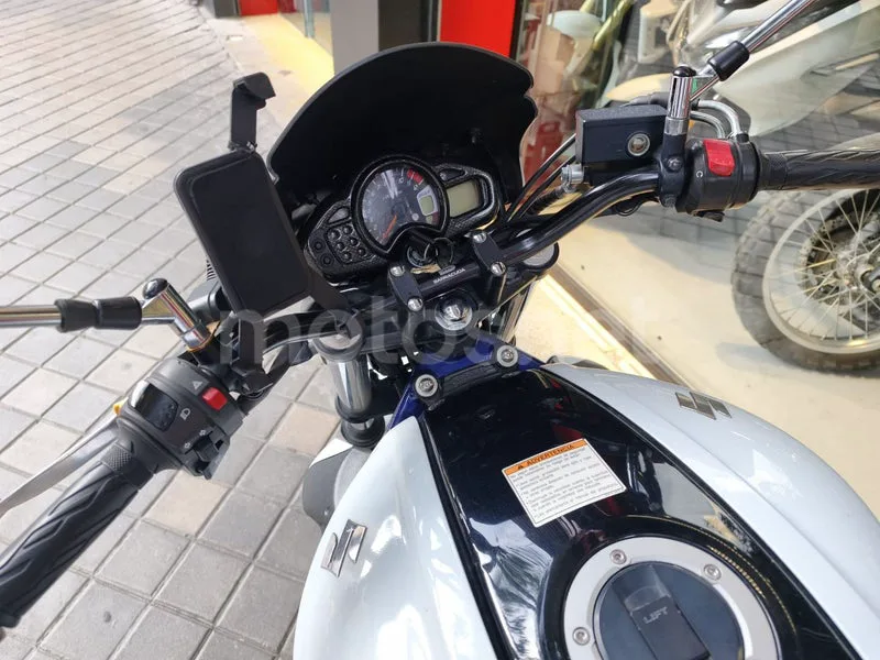 Suzuki Gladius 650 - Vista 7