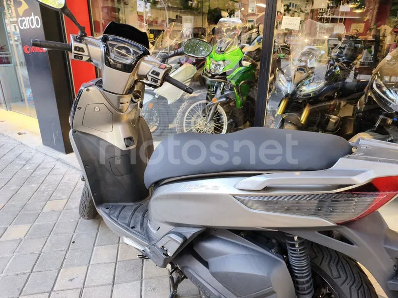 Kymco People GTi 125 - Vista 13