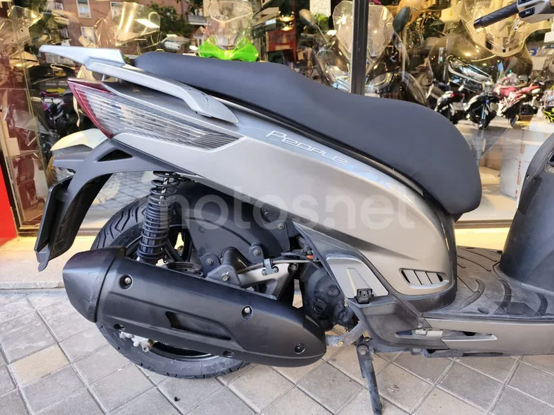 Kymco People GTi 125 - Vista 5