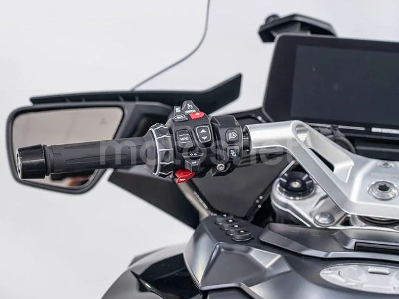 BMW R 1300 RT - Vista 7