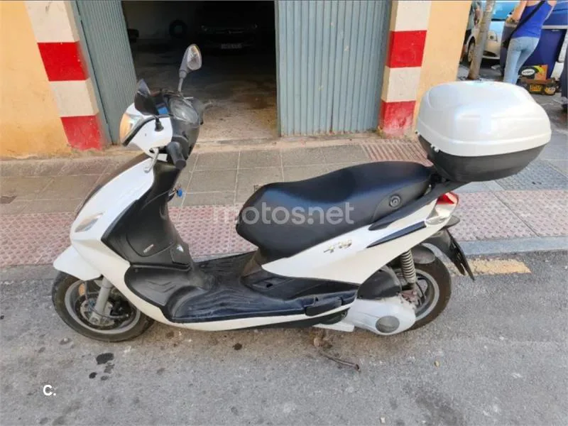 Piaggio Fly 125 1300 € 2013 Granada - 2