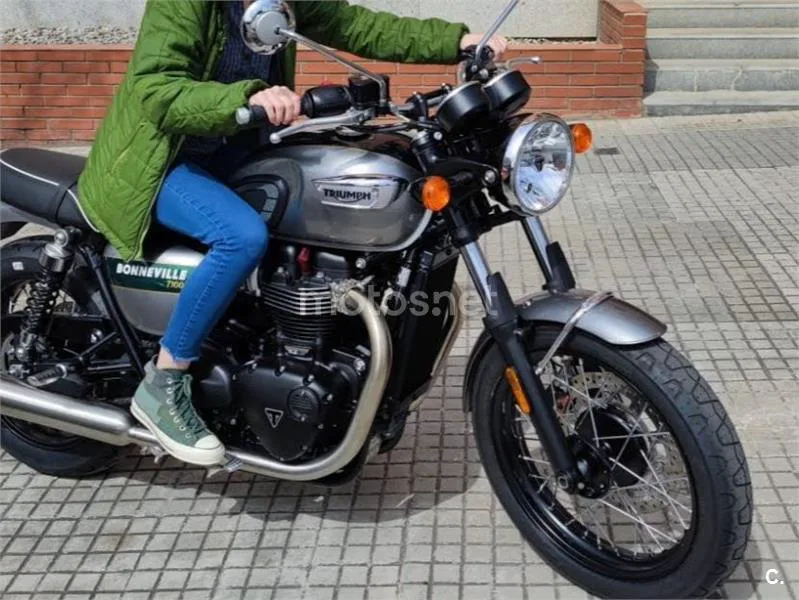 Triumph Bonneville T100 13.100 € 2022 Barcelona - 1