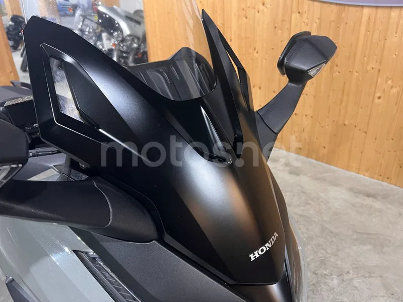 Honda Forza 125 - Vista 31