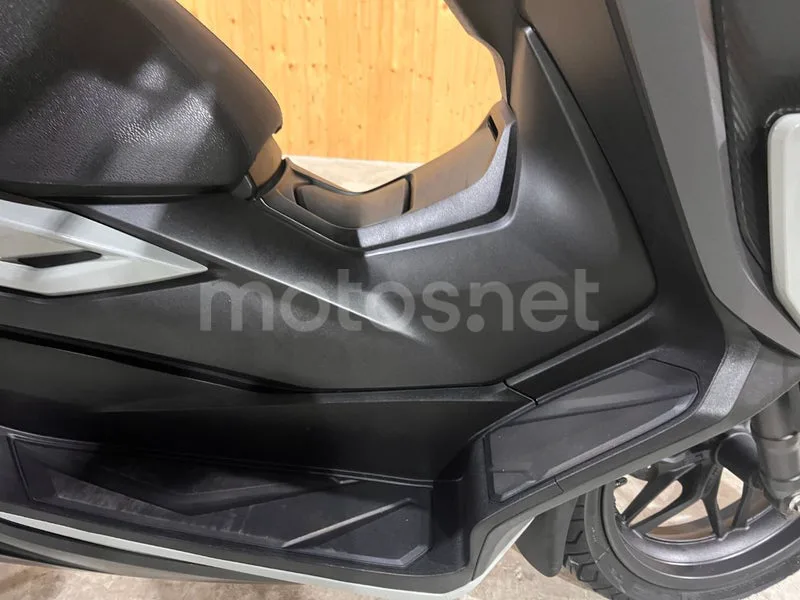Honda Forza 125 - Vista 42